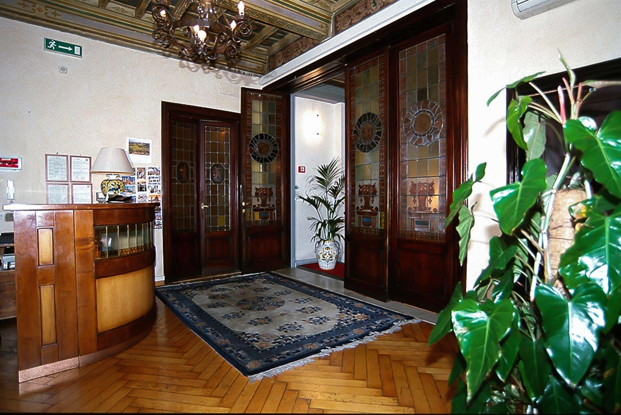Accademia Hotel Florencia