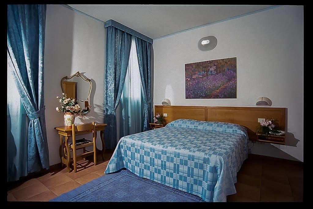 Accademia Florencia
